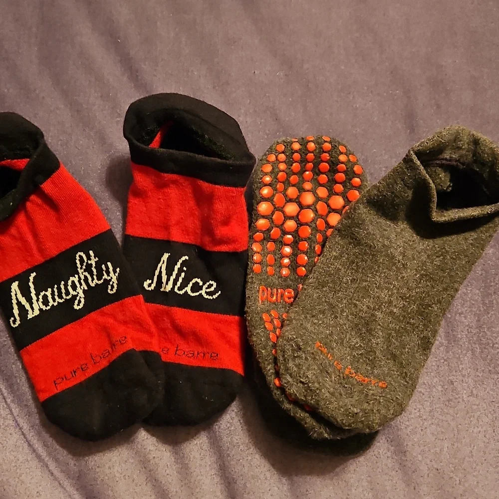 Bundle - Pure Barre Sticky Socks - Picture 1 of 3